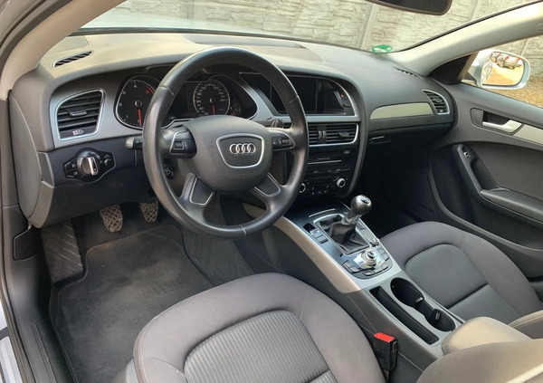 Audi A4 cena 46000 przebieg: 284617, rok produkcji 2014 z Milicz małe 631